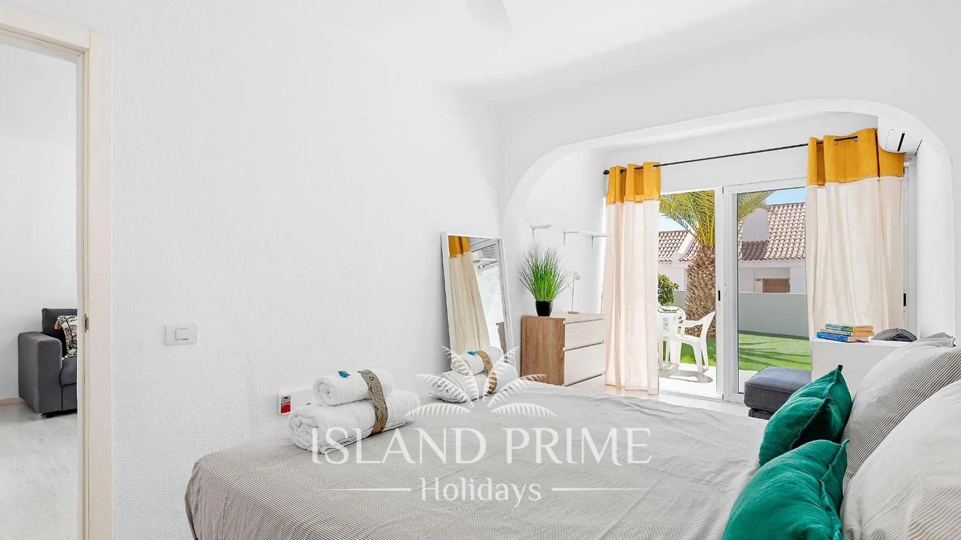 דירה סן מיגל דה אבונה Seaviews Garden Holiday With Palms In Sand Club Sc171